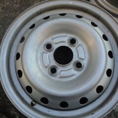 中古スチールホイール　ダイハツ タント　13×4.00B　100　4H　+40　1台分4本セット　②の画像