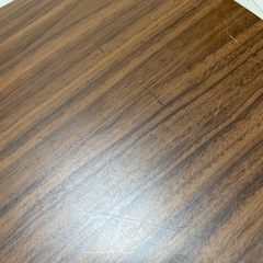 折りたたみ机の画像