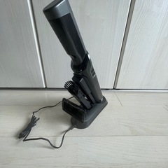 アイリスオーヤマ　充電式ハンディクリーナーの画像