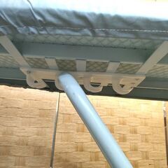 スタンド式 アイロン台 昇降式 高さ約82㎝ 折りたたみ式 札幌 北20条店の画像