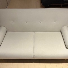 最終値下げ‼️LOWYA 2人掛け天然木脚ソファの画像