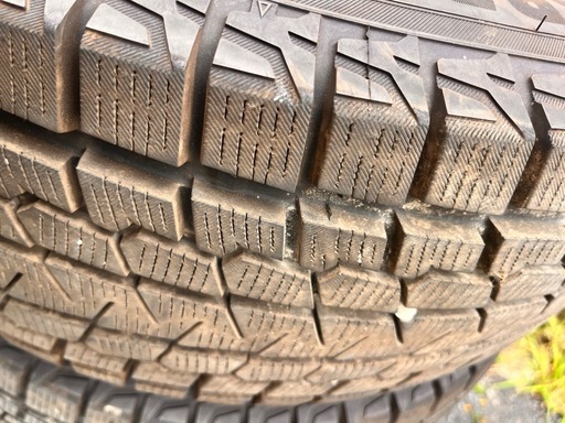 ヨコハマ　アイスガード　　265/70R16 
23年製　バリ溝