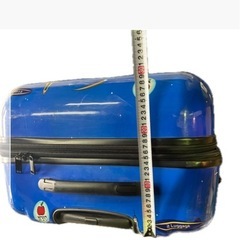 大型スーツケース
の画像