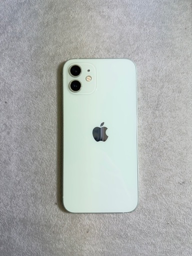 BランクiPhone 12 64GB