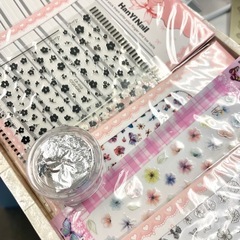 未使用ネイルシール＆パーツ20点setネイル用の画像