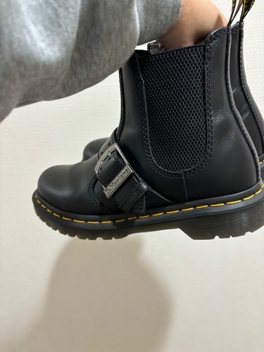 美品　ドクターマーチンブーツ
