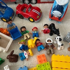 車やブロック　トーマスの画像