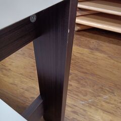 ★リユースのサカイ水戸店★  テーブル ﾎﾜｲﾄ×ﾀﾞｰｸﾌﾞﾗｳﾝ H35×D45×W60 クリーニング済み MT6283の画像