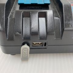 A-580【リユースのサカイ野々市店】ジモティ来店特価‼ 商品名 マキタ makita 急速充電器 バッテリー 14.4V-18V DC18RF 通電チェック＆クリーニング済みの画像
