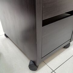 ★リユースのサカイ日立店★HJ8330 IKEA キャスター付き収納 ブラック H75×D50×W35 クリーニング済み の画像