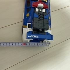 車のおもちゃの画像