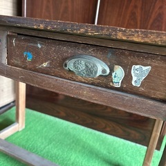 アンティーク　学習デスクの画像