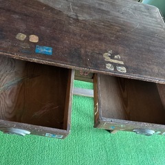 アンティーク　学習デスクの画像