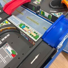 【藤枝】500円で売ります！トミカ　お出かけ立体マップ　おまけ付の画像