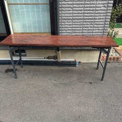 折りたたみテーブル の画像