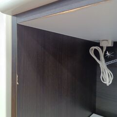 ★リユースのサカイ水戸店★ NITORI レンジ台 ﾎﾜｲﾄ×ﾌﾞﾗｯｸ H101×D50×W90.5 クリーニング済み MT6287の画像