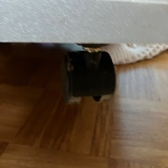 ローラー付き3段テレビ台の画像