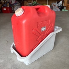 18L灯油容器・容器受け セットの画像