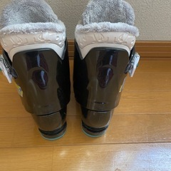スキーブーツ　スキー靴　23cmの画像