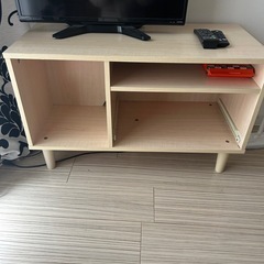 ナチュラル木目調のテレビ台の画像