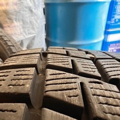 スタッドレスタイヤ　ヨコハマ　IG60 175/65R15 の画像