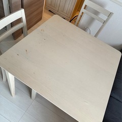 ダイニングテーブル3点セットの画像