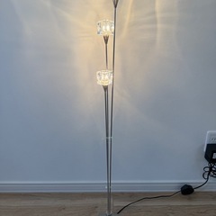 ガラスキューブスタンドライトの画像