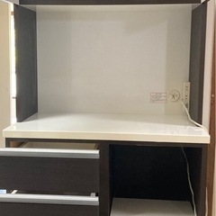 食器棚の画像