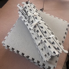 お話中　ジョイントマット 大判 60cm  サイドパーツ付き  マット   クッションマット カーペット パズルマット 防音 防水 キッズラグ 敷物 の画像