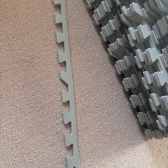 お話中　ジョイントマット 大判 60cm  サイドパーツ付き  マット   クッションマット カーペット パズルマット 防音 防水 キッズラグ 敷物 の画像