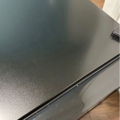 家庭用小型冷蔵庫 型番SHR-033Aの画像