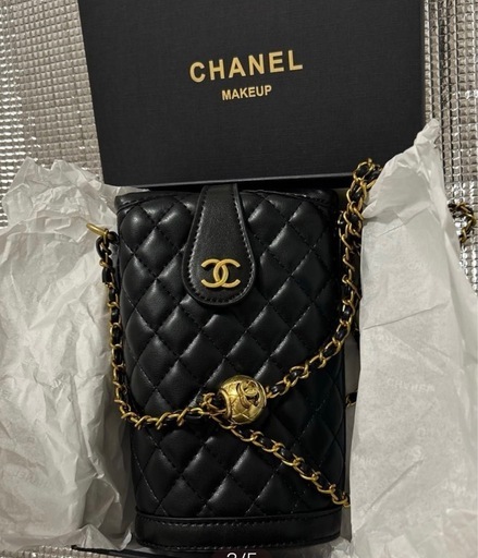 シャネル　ショルダーバッグ