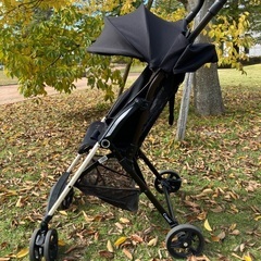 コンビ F2　軽量モデル B型ベビーカーの画像