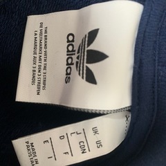 トレーナー　adidasの画像