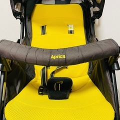 B型ベビーカーの画像