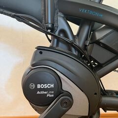 TERN 《VektronS10》総走行距離90キロ《折りたたみ電動アシスト自転車 モトベロ》《室内保管》《マッドブラック》ターン　ベクトロンの画像