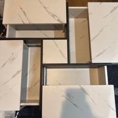 大理石風ローテーブルの画像