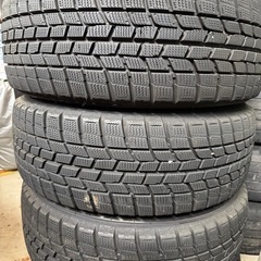 １７インチ
スタッドレスタイヤの画像