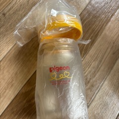 搾乳機（ピジョン）の画像