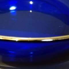 未使用 ◆ コバルトブルー ガラス 皿 ボール ◆ 金彩 深皿 盛鉢 キッチン 台所 調理 アンティーク ビンテージ レトロ 直径20.5cm 高さ6㎝◆の画像