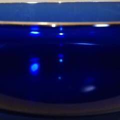 未使用 ◆ コバルトブルー ガラス 皿 ボール ◆ 金彩 深皿 盛鉢 キッチン 台所 調理 アンティーク ビンテージ レトロ 直径20.5cm 高さ6㎝◆の画像