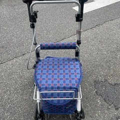 販売中シルバーカー　リズムRWC　の画像