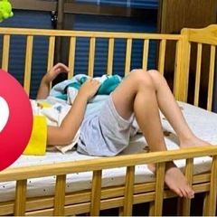 赤ちゃんベッドの画像