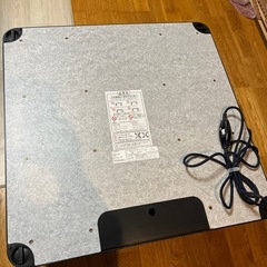 こたつ　正方形の画像