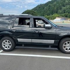 リンカーンナビゲーター 07 交換可の画像