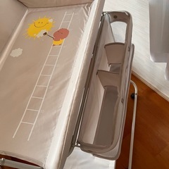 おむつ交換台
の画像