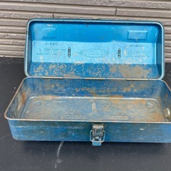 工具箱（鉄製）の画像