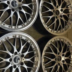 アルミホイールの画像