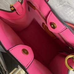 coach ピンク鞄汚れありの画像