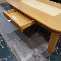 テーブル　　NO.１４０の画像